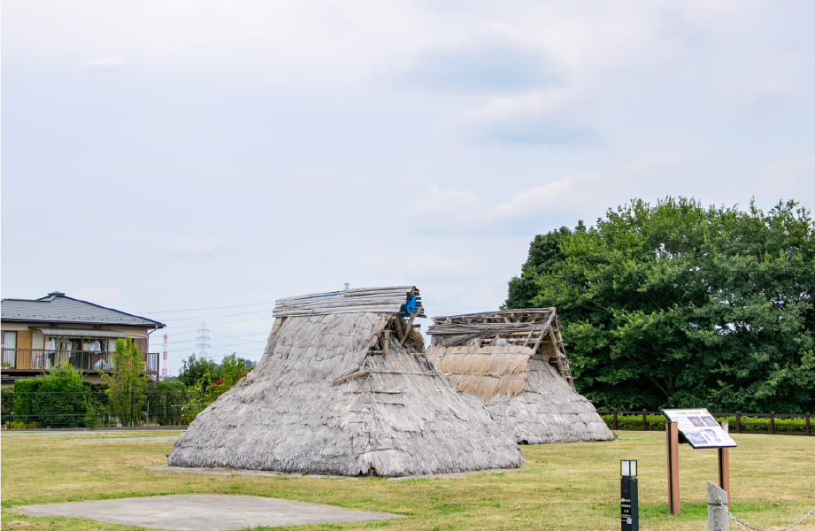 竪穴式住居
