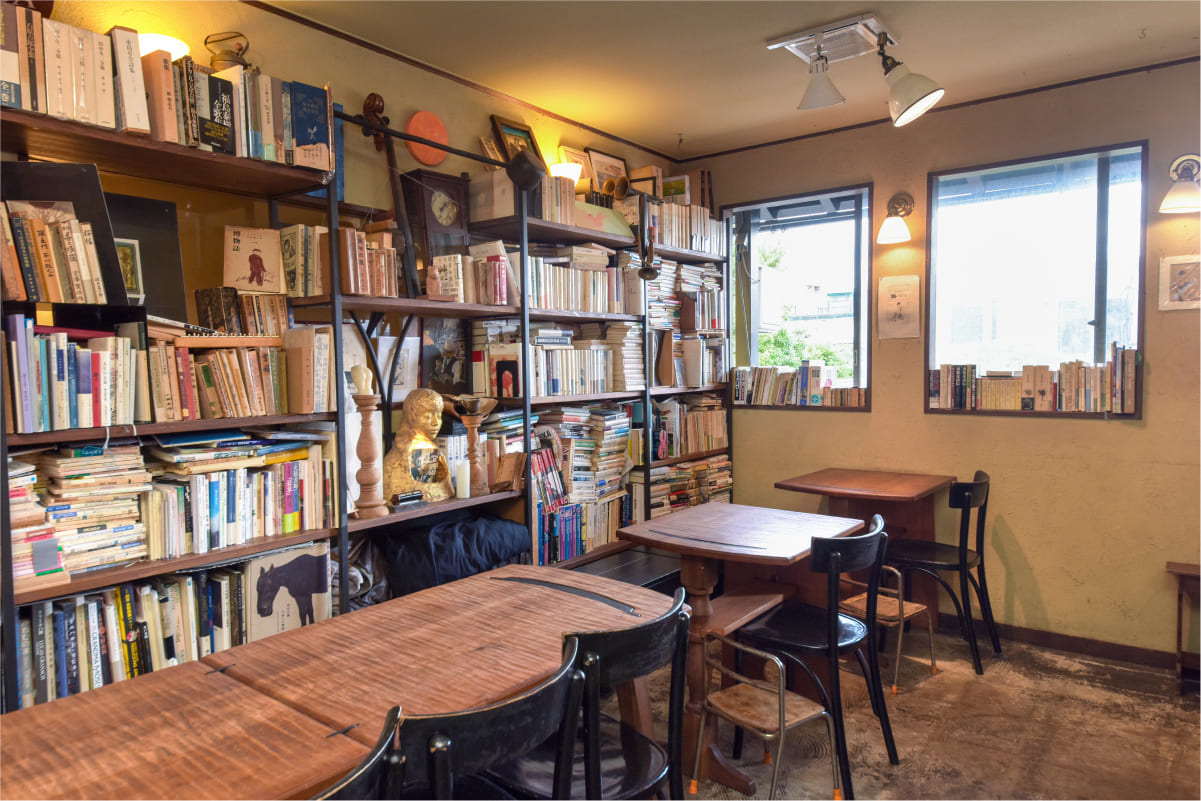 CAFÉ ETHICA店内